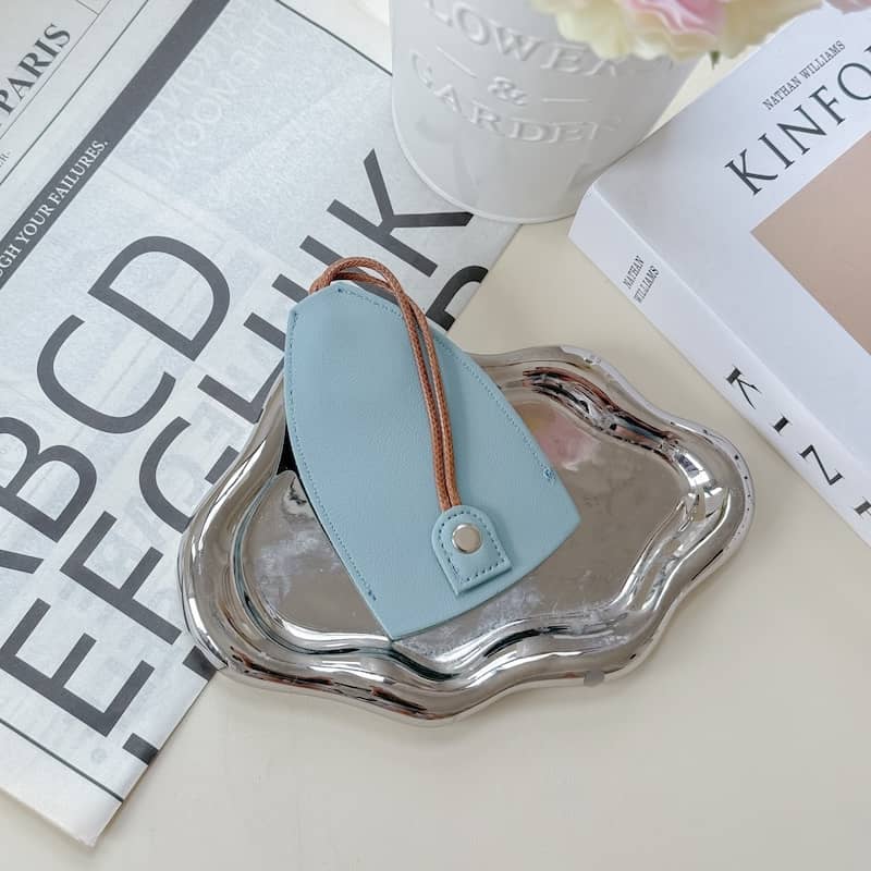 Móc chìa khoá bảo vệ túi nhiều màu da tổng hợp - Xanh dương nhạt